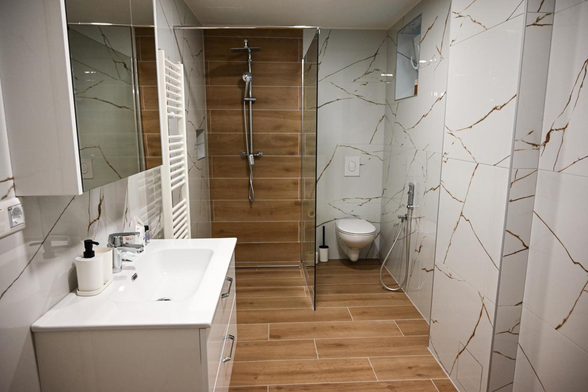 Apartma Cave Bliss ماريبور المظهر الخارجي الصورة